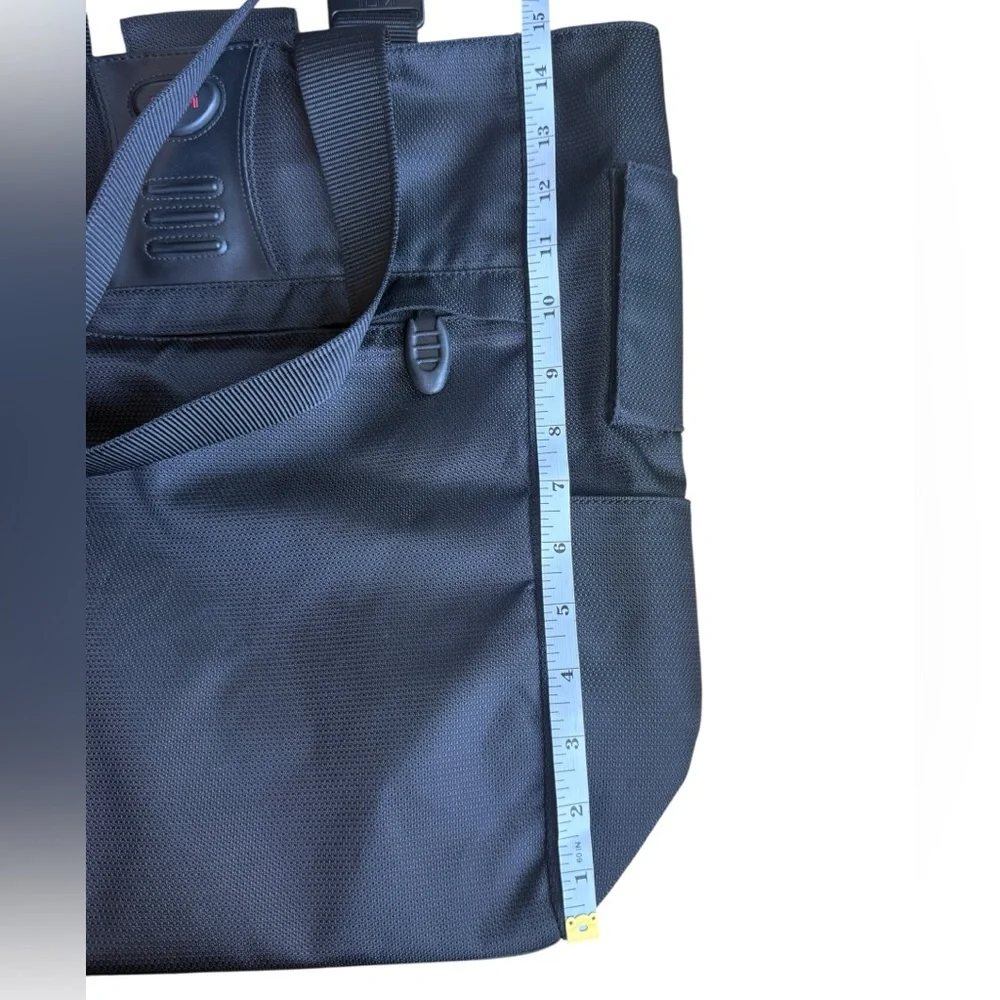 Tumi Tote Bag‎ Black Business Travel Carry Heavy Nylon Magnetic Closure 15x12x5